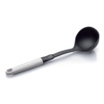 Mestolo cm. 9 nylon manico lusso